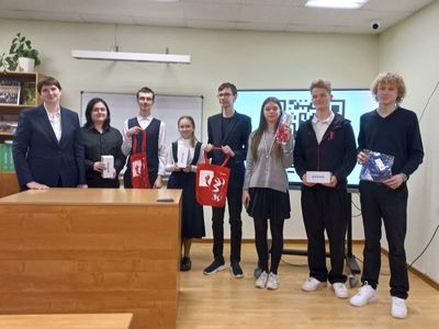 Надежда Александровна Былова, и.о. ректора СГМУ рассказала ученикам гимназии №3 о преимуществах получения медицинского образования в Архангельске