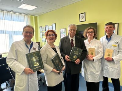 Заслуженный врач города Москвы, выпускник АГМИ В.О. Лопухин посетил СГМУ