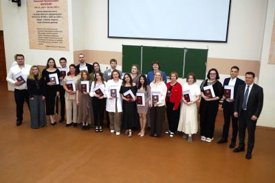 В СГМУ состоялась торжественная церемония вручения дипломов выпускникам ординатуры