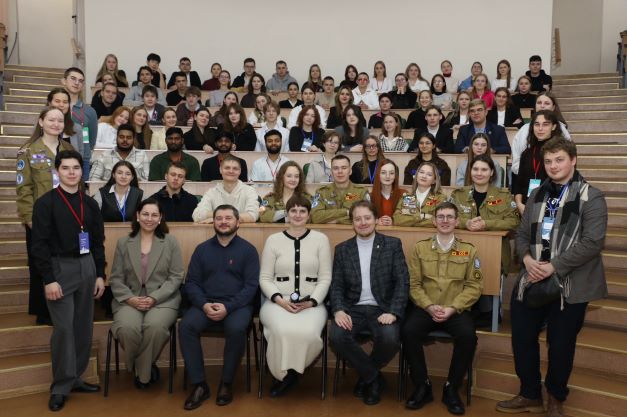 В рамках празднования 10-летия Совета обучающихся СГМУ дан старт школе студенческого актива «СЕВЕРФЕСТ-2025»