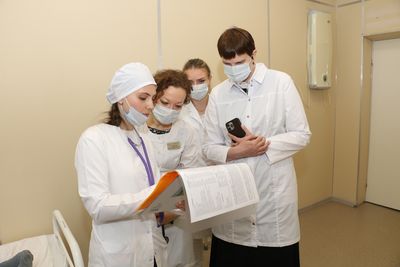 3 февраля - Международный день женщины-врача