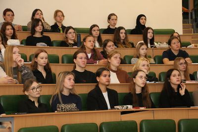 Чужих детей не бывает: студенты СГМУ услышали правду о Беслане из уст бойца, спасавшего заложников