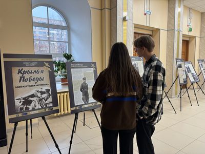 В СГМУ состоялось открытие передвижной выставки «Крылья Победы» и семинар о медиках-труэнтах В СГМУ состоялось открытие передвижной выставки «Крылья Победы» и семинар о медиках-труэнтах