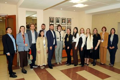 Участники образовательной программы «Муравьев‑Амурский 2030» посетили Северный государственный медицинский университет